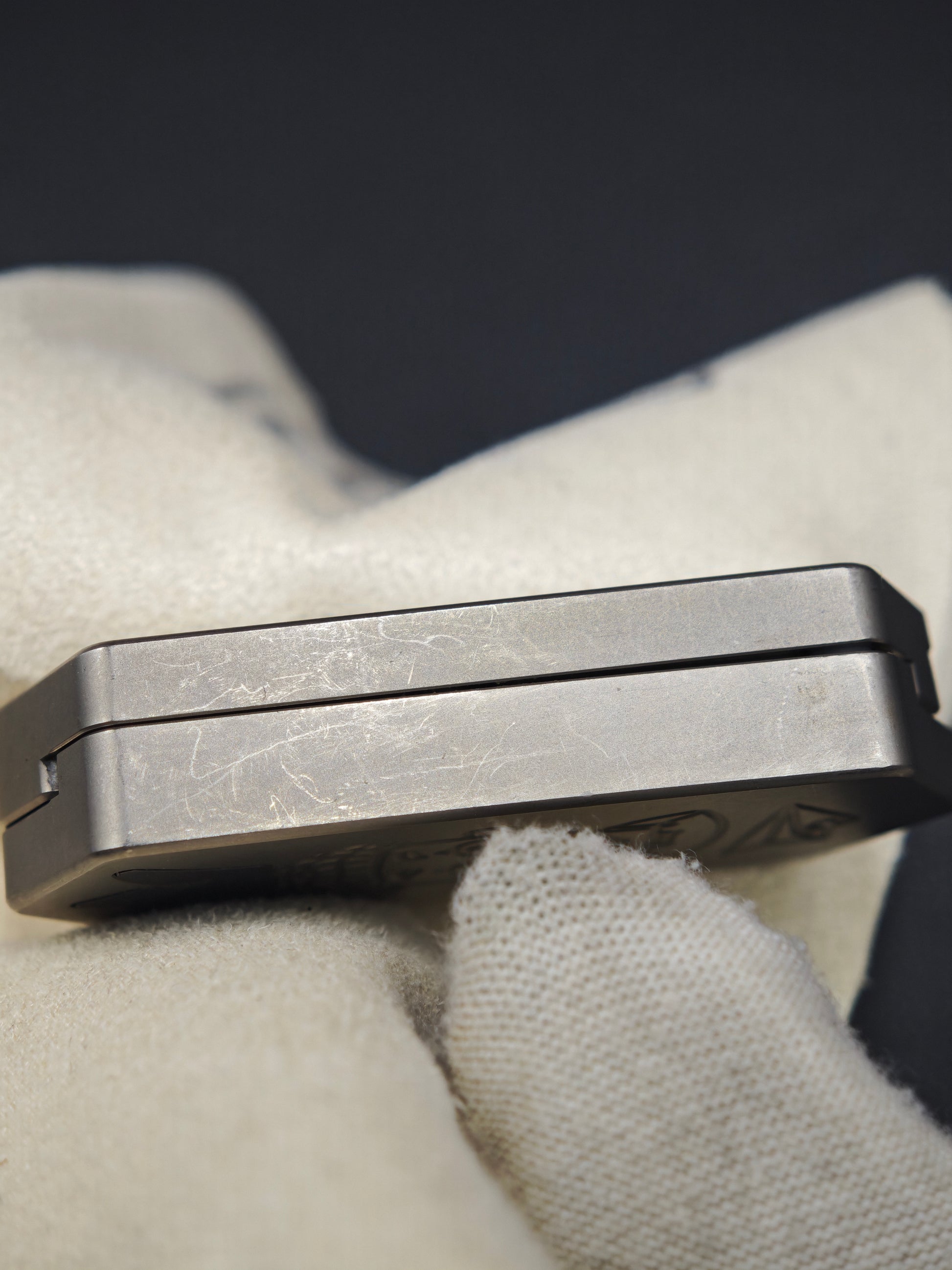 Plane Titanium