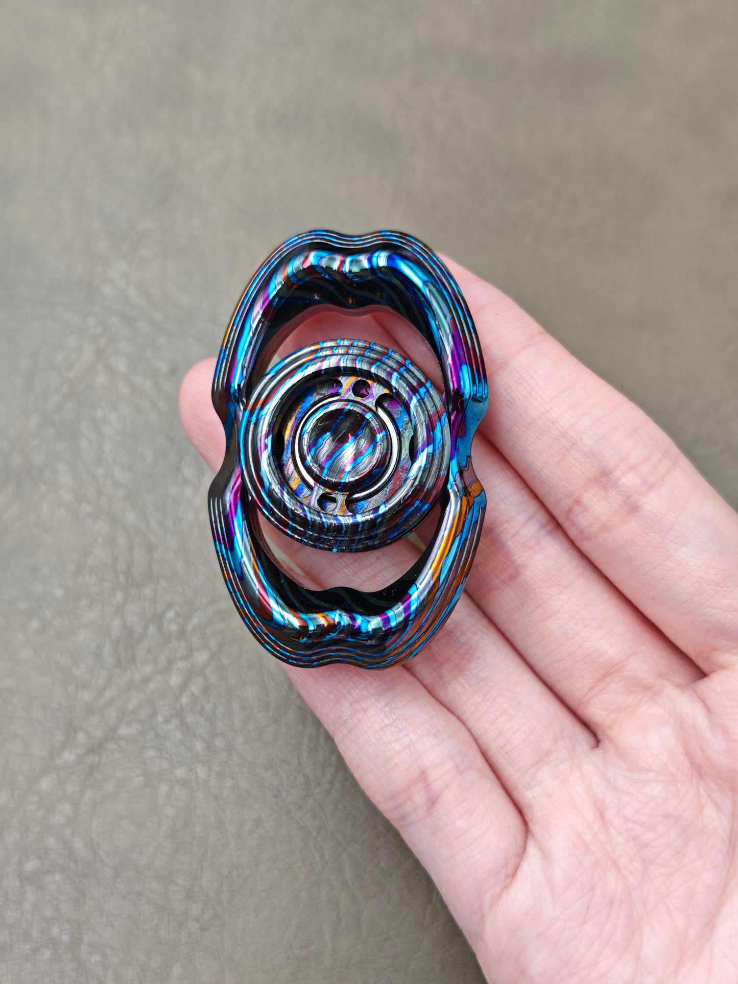Obsidian Crystalized Zirconium Zircuti