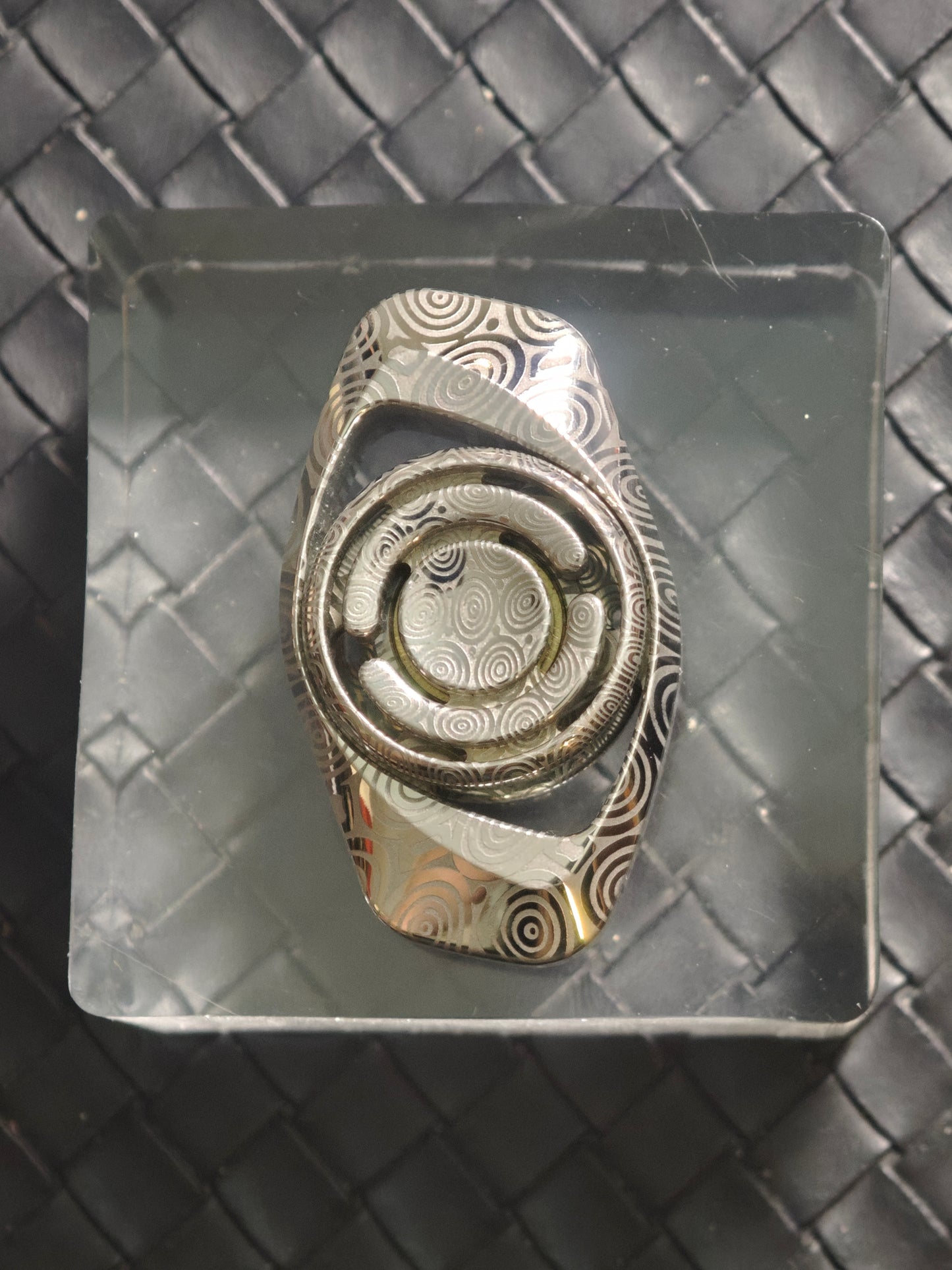 Phantom Dual Leaf Stainless Steel