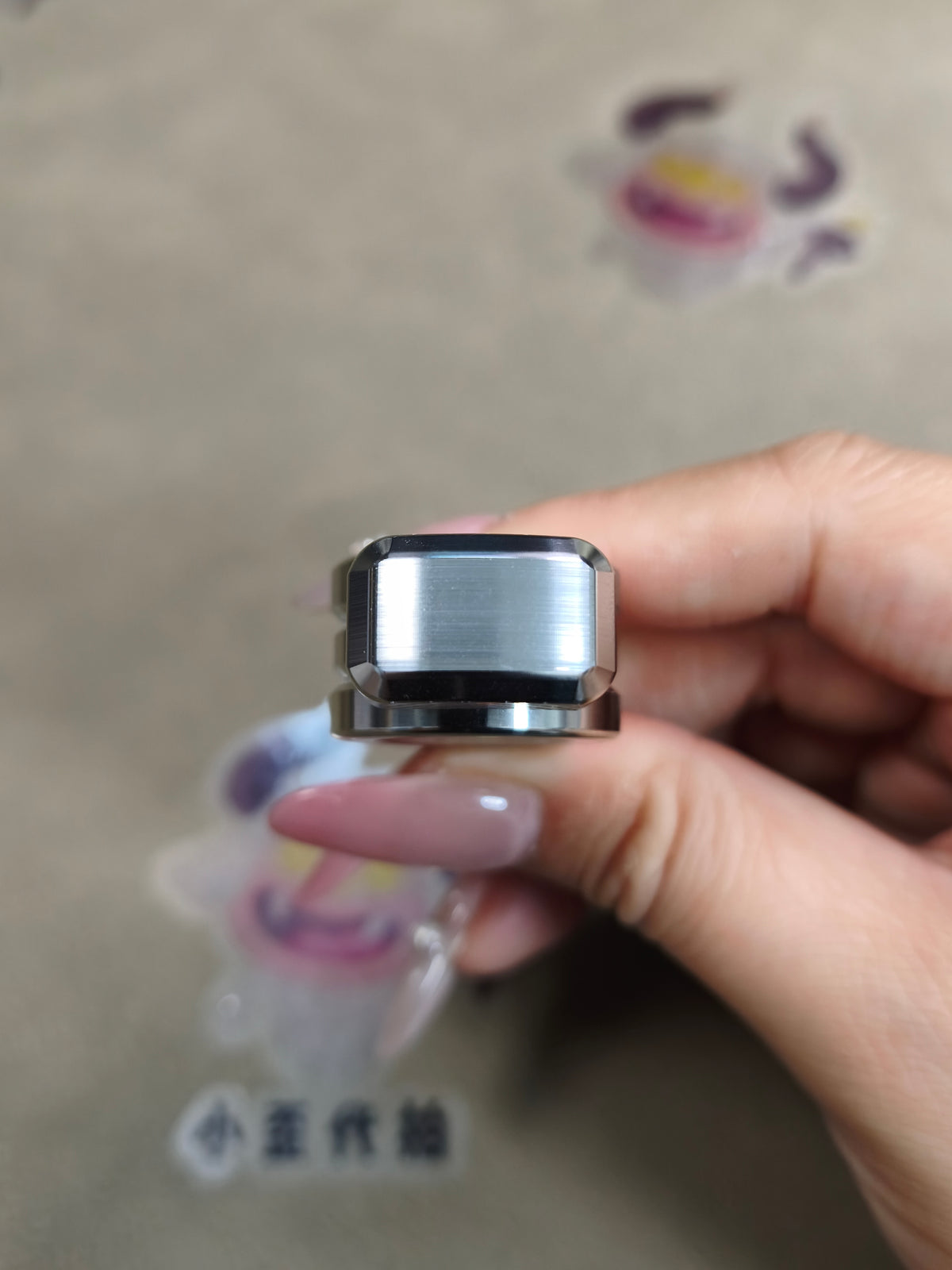 Floating Shadow Stainless Steel Limited 18
