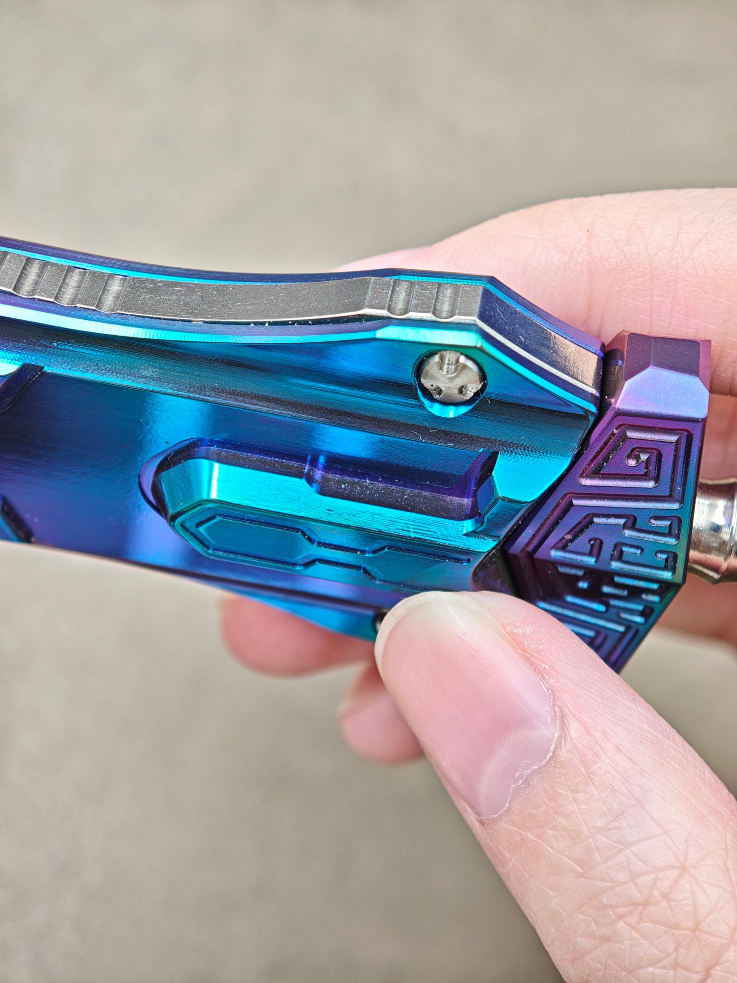 Taia Sword Zirconium Oil Slick