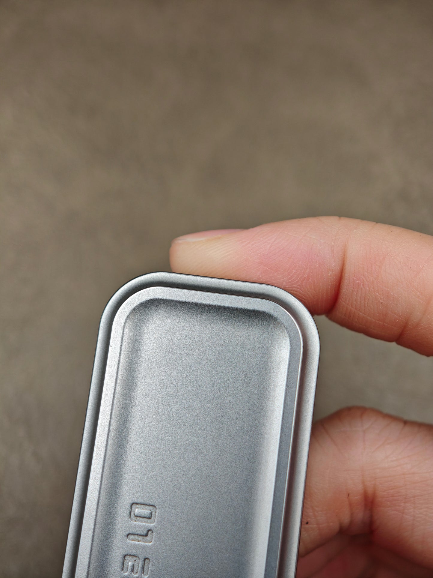 Magnet Feel Stainless Steel