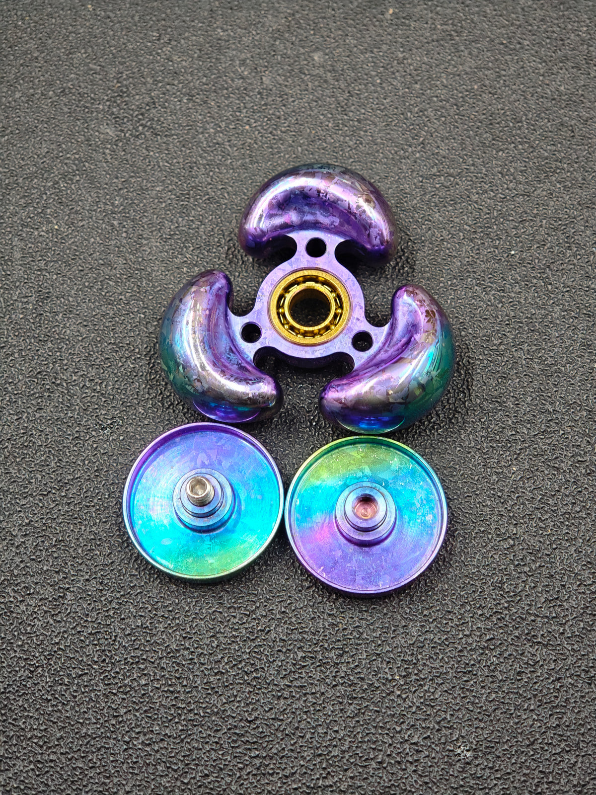 sandan Crystallized Titanium