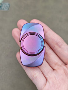 Premium Exquisite Cloud Zirconium Oil Slick