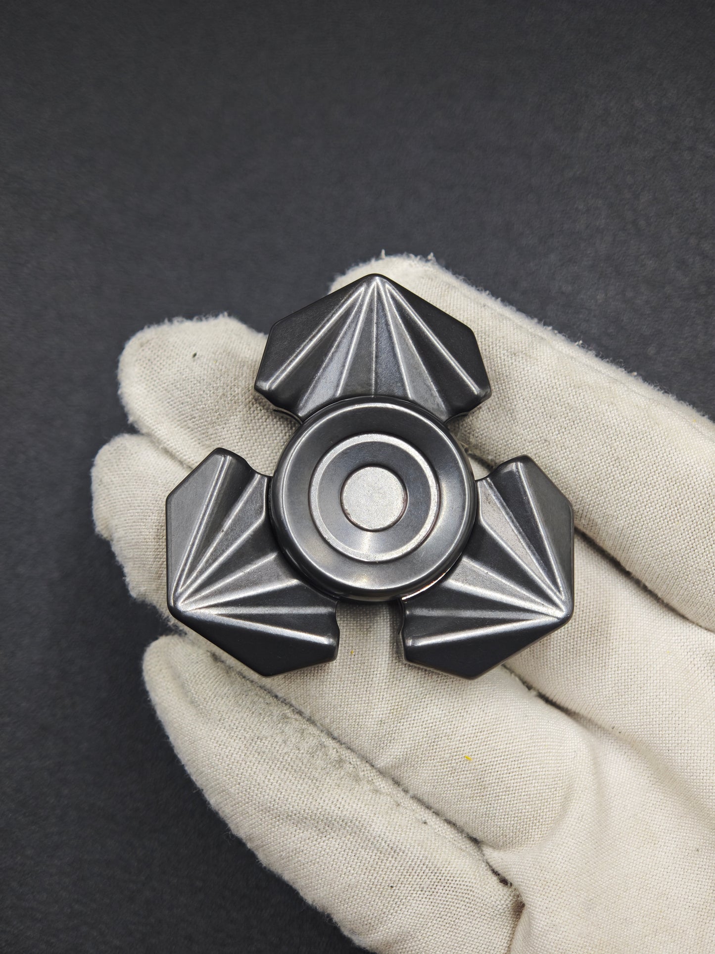 Tri Leaf Crossbone Zirconium