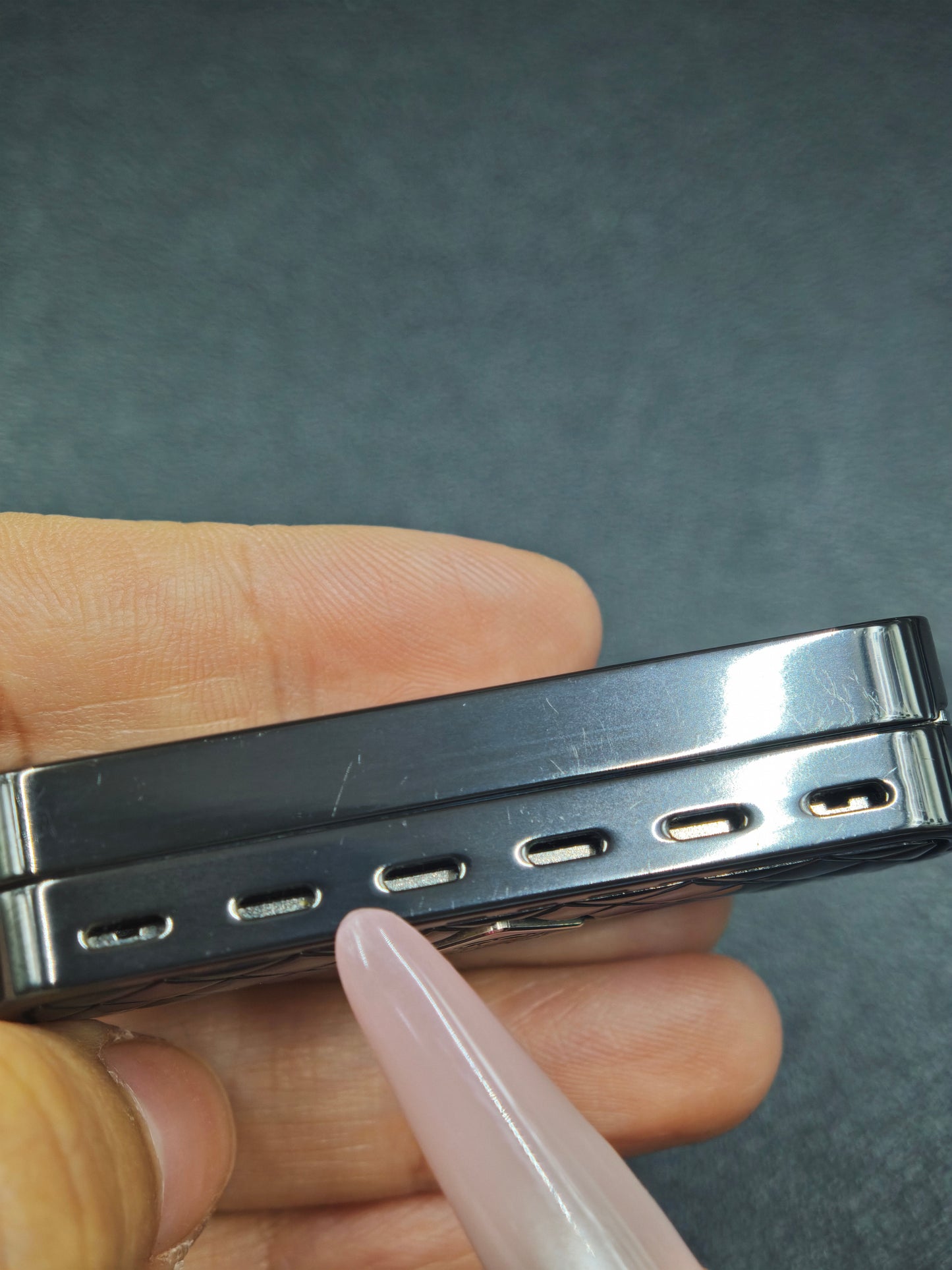 Feng Ling Zirconium