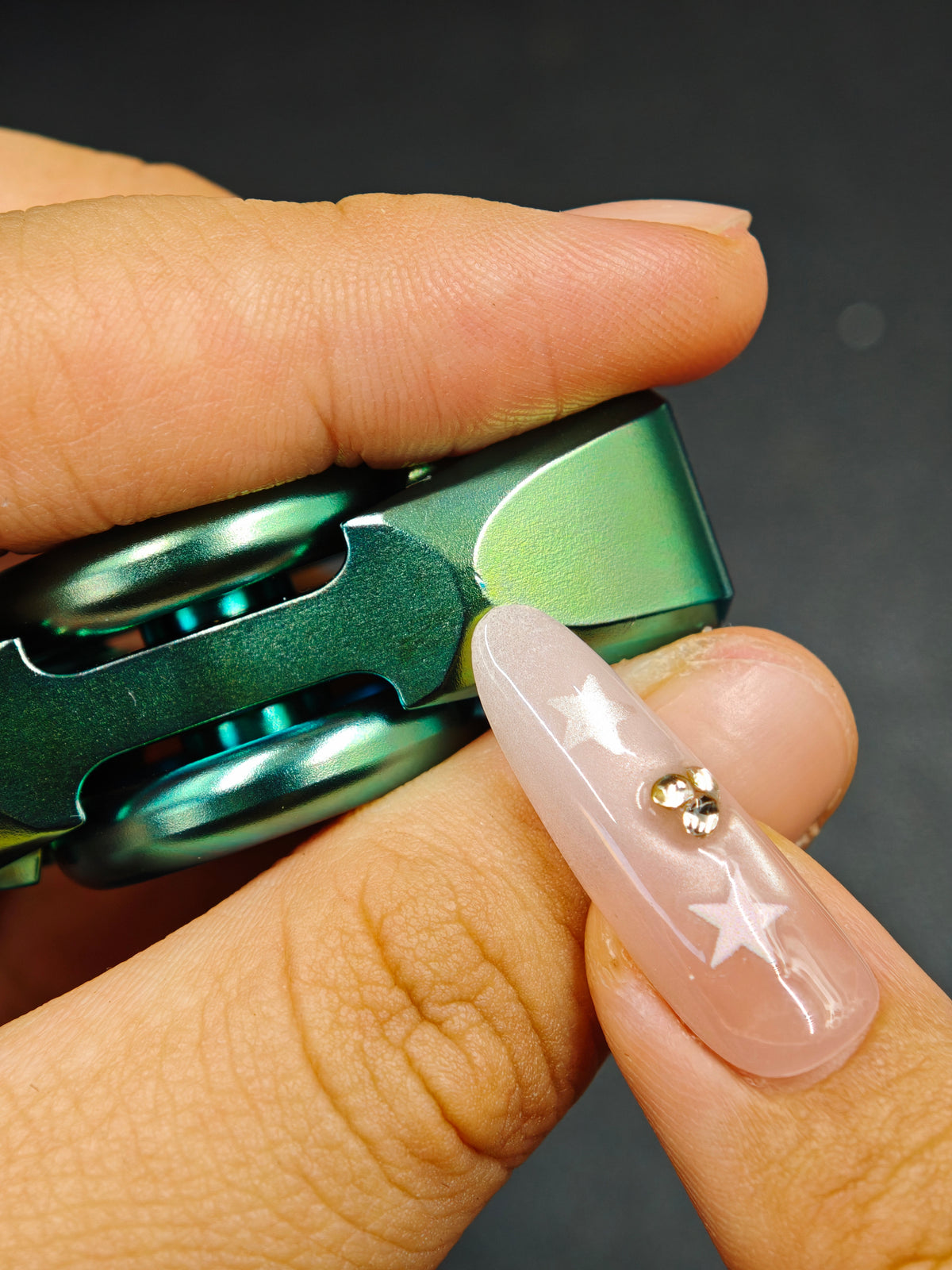 Pan Yixian Zirconium