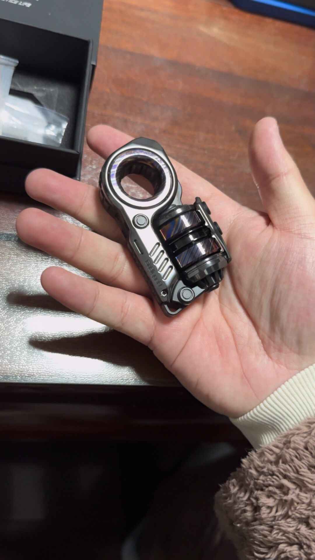 Sinian Zirconium