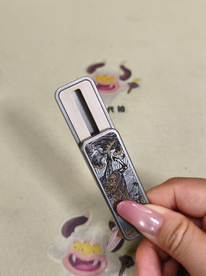 Chewing Gum 2.0 Titanium Engraved