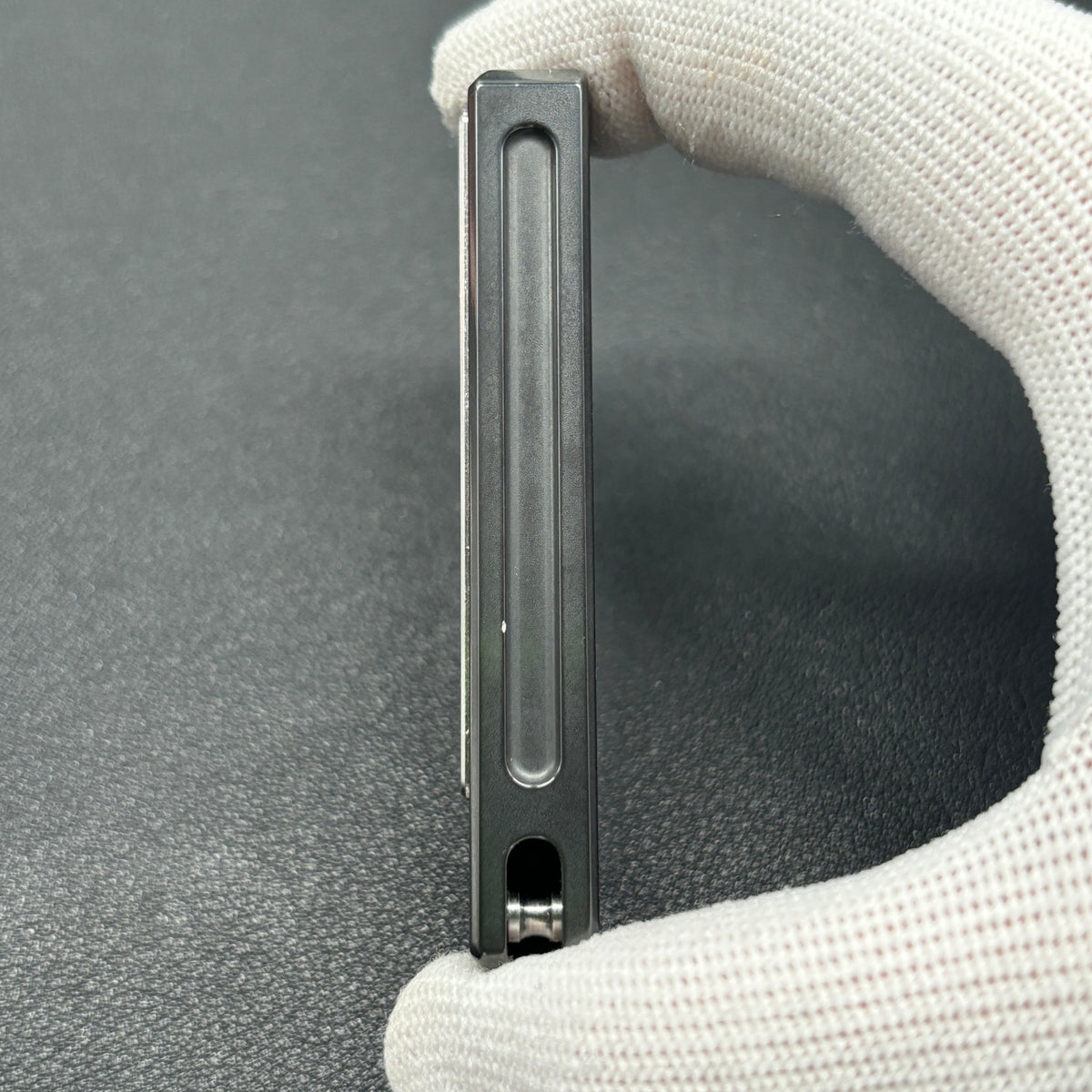 Quirky Ruler Zirconium