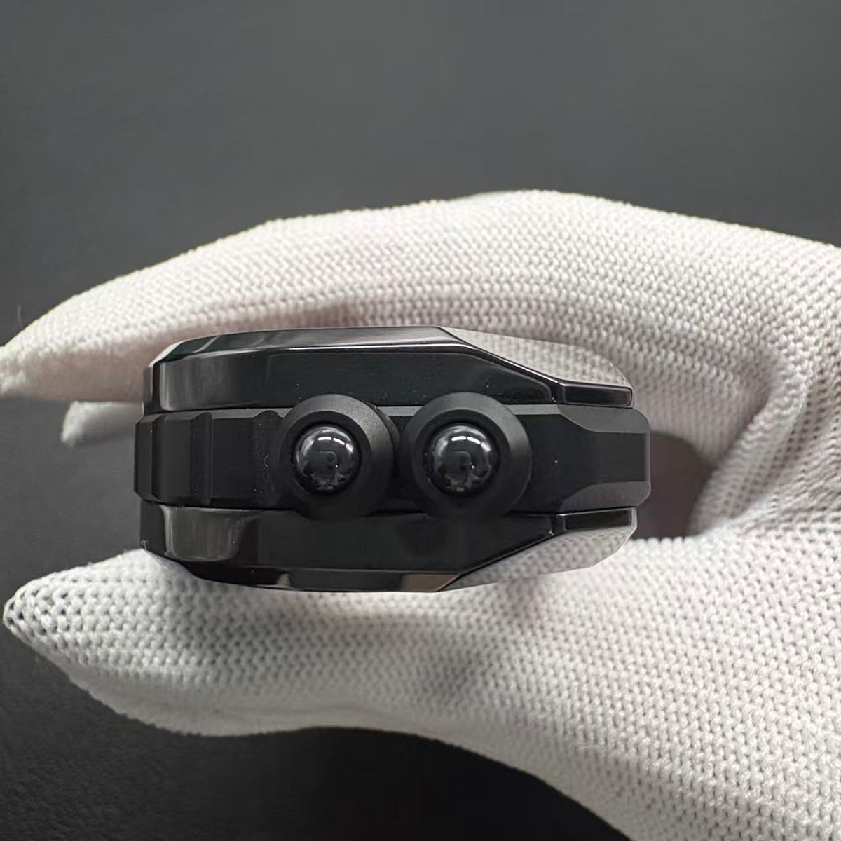 Sinian Zirconium