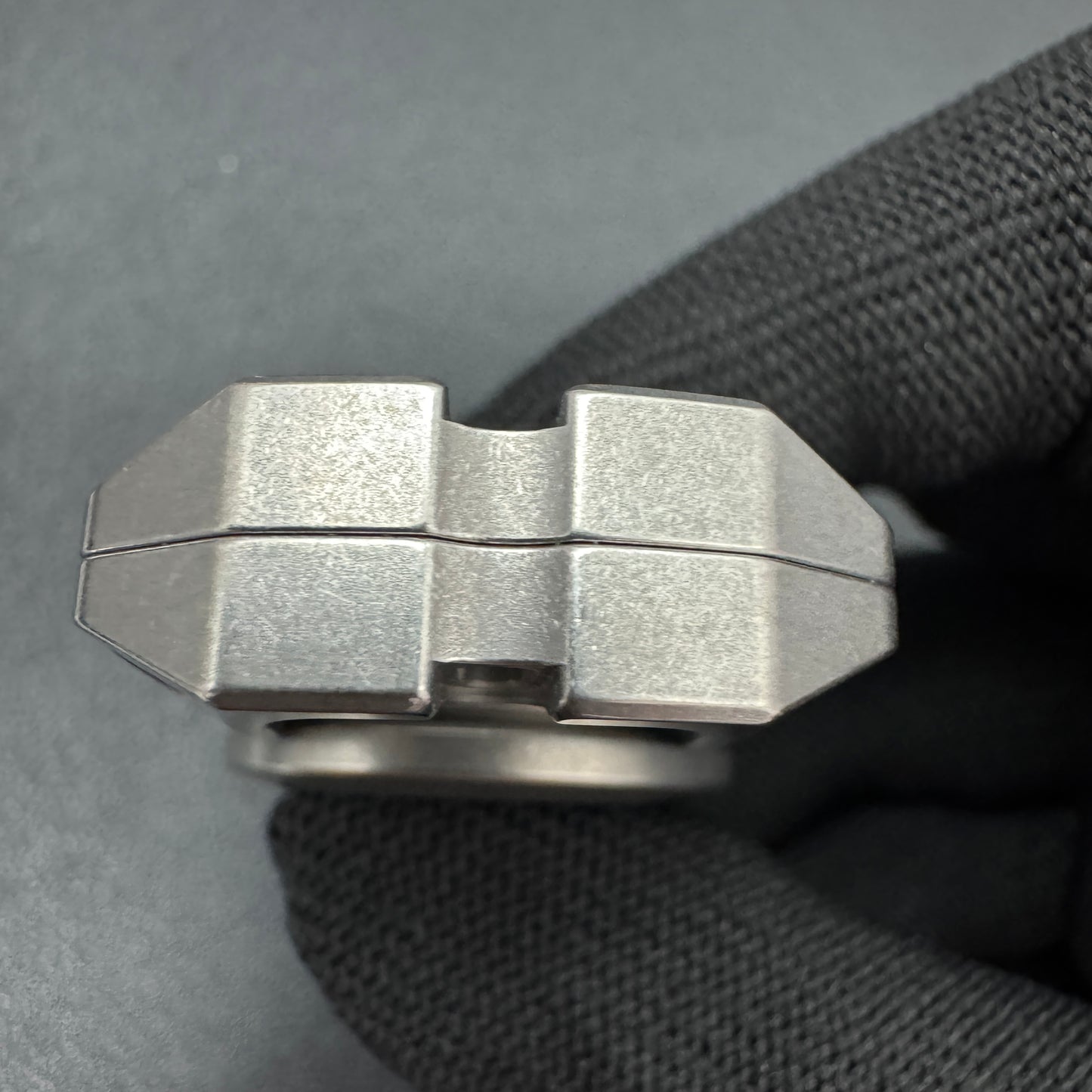 Ling Yin Titanium