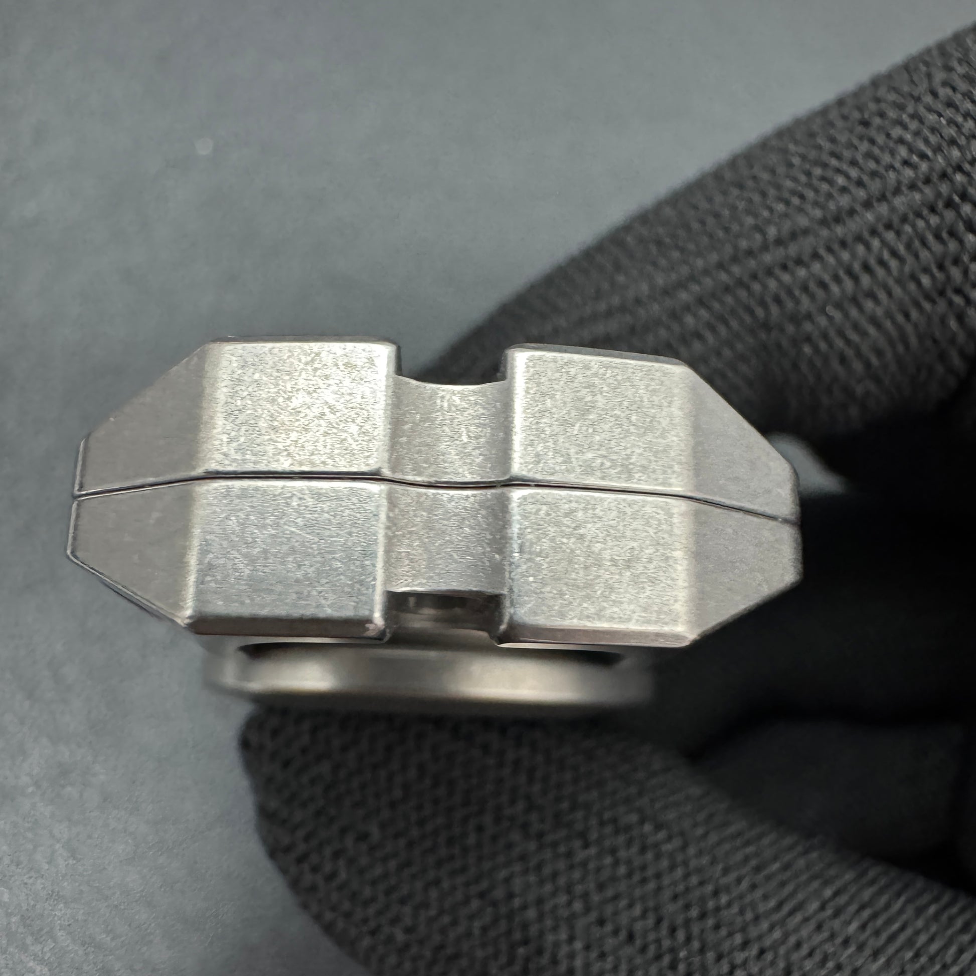 Ling Yin Titanium