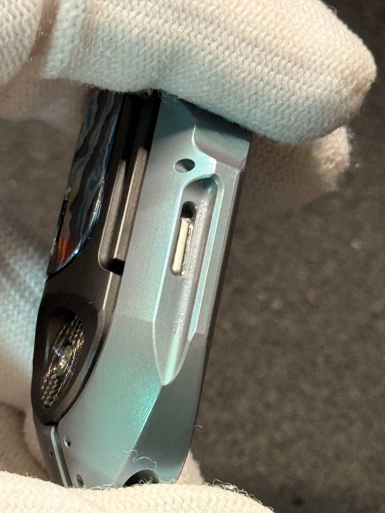 Roche Strike Titanium