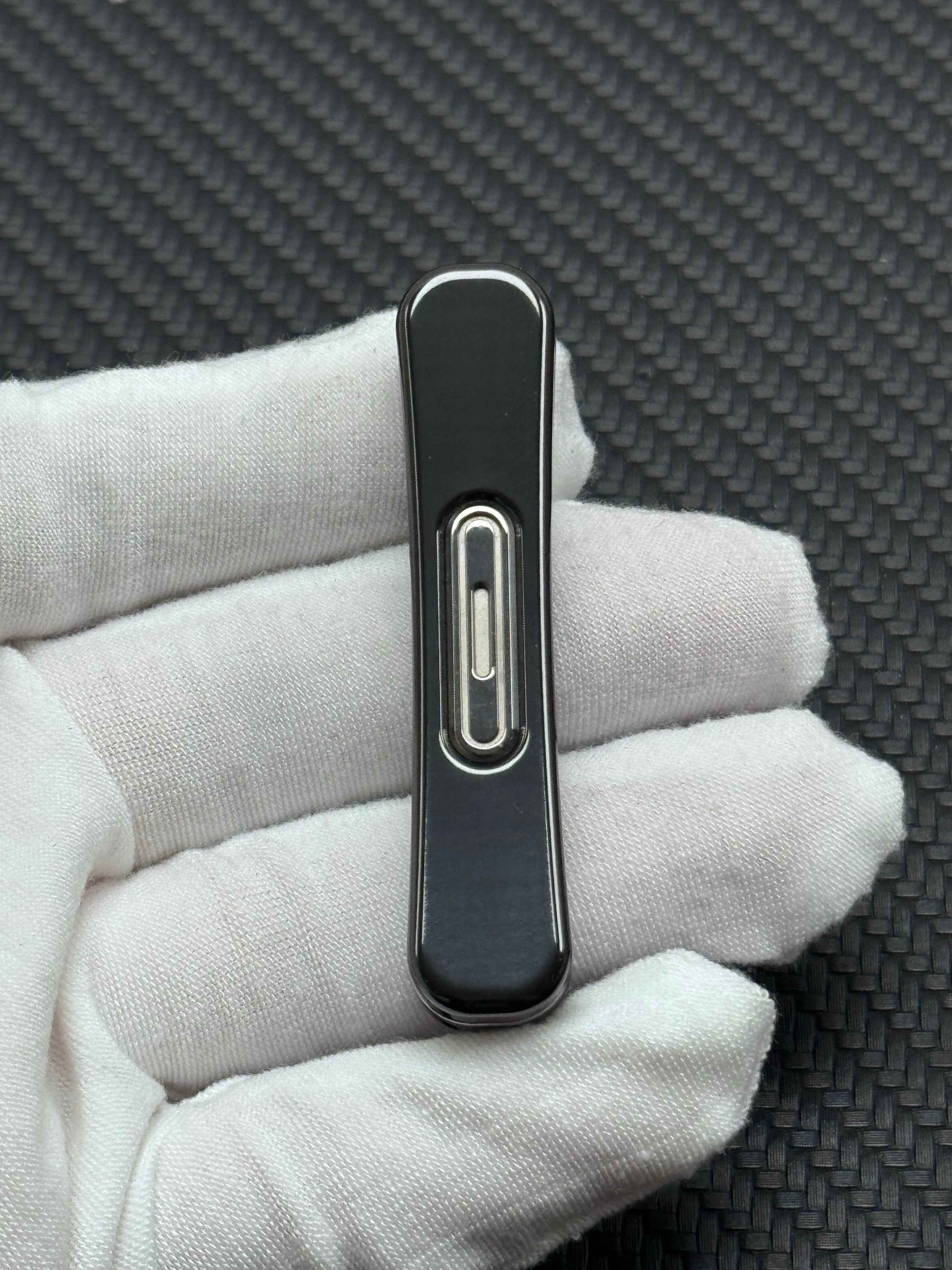 Snake Zirconium