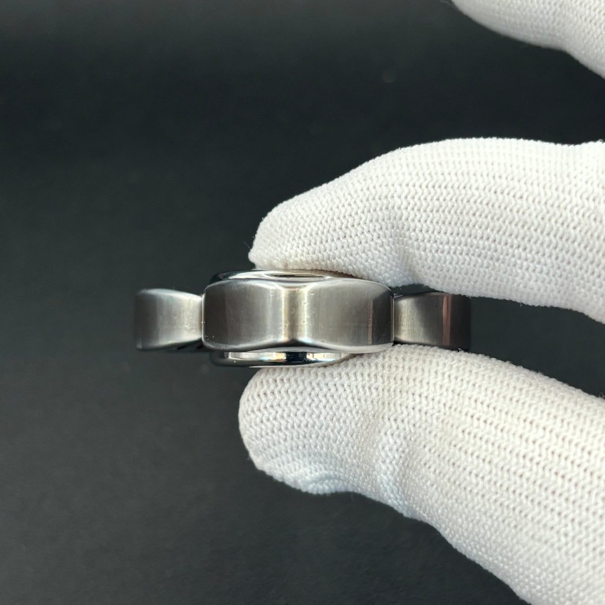 Twin Shadow Stainless Steel Polished