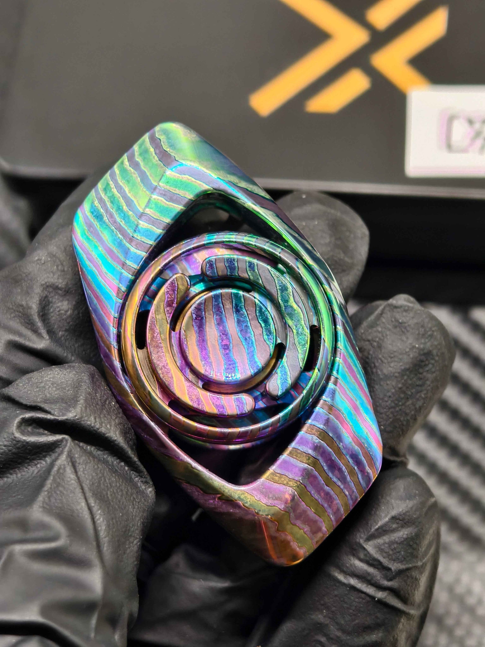 Phantom Dual Leaf Zircuti