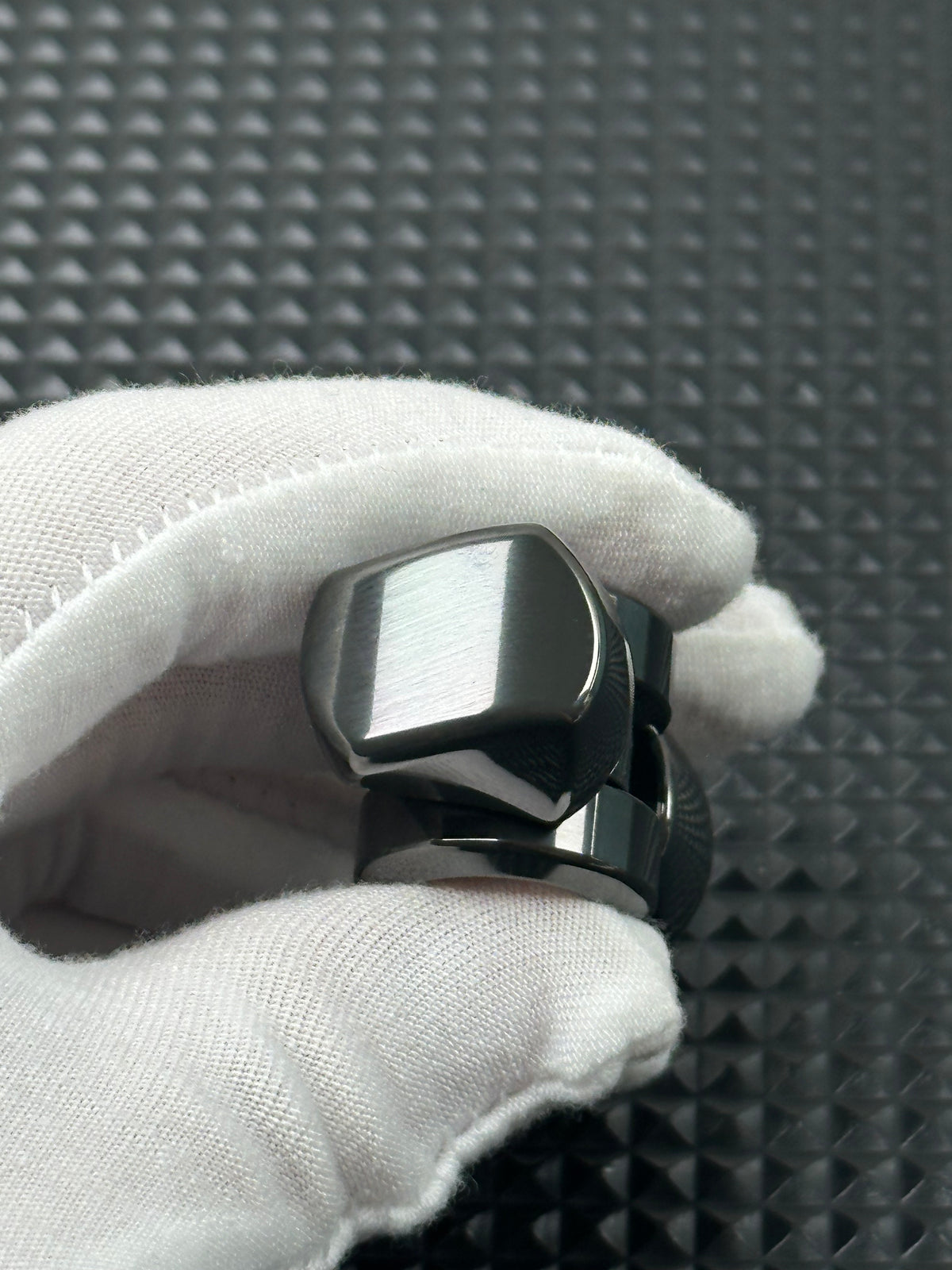 Zhen Zirconium