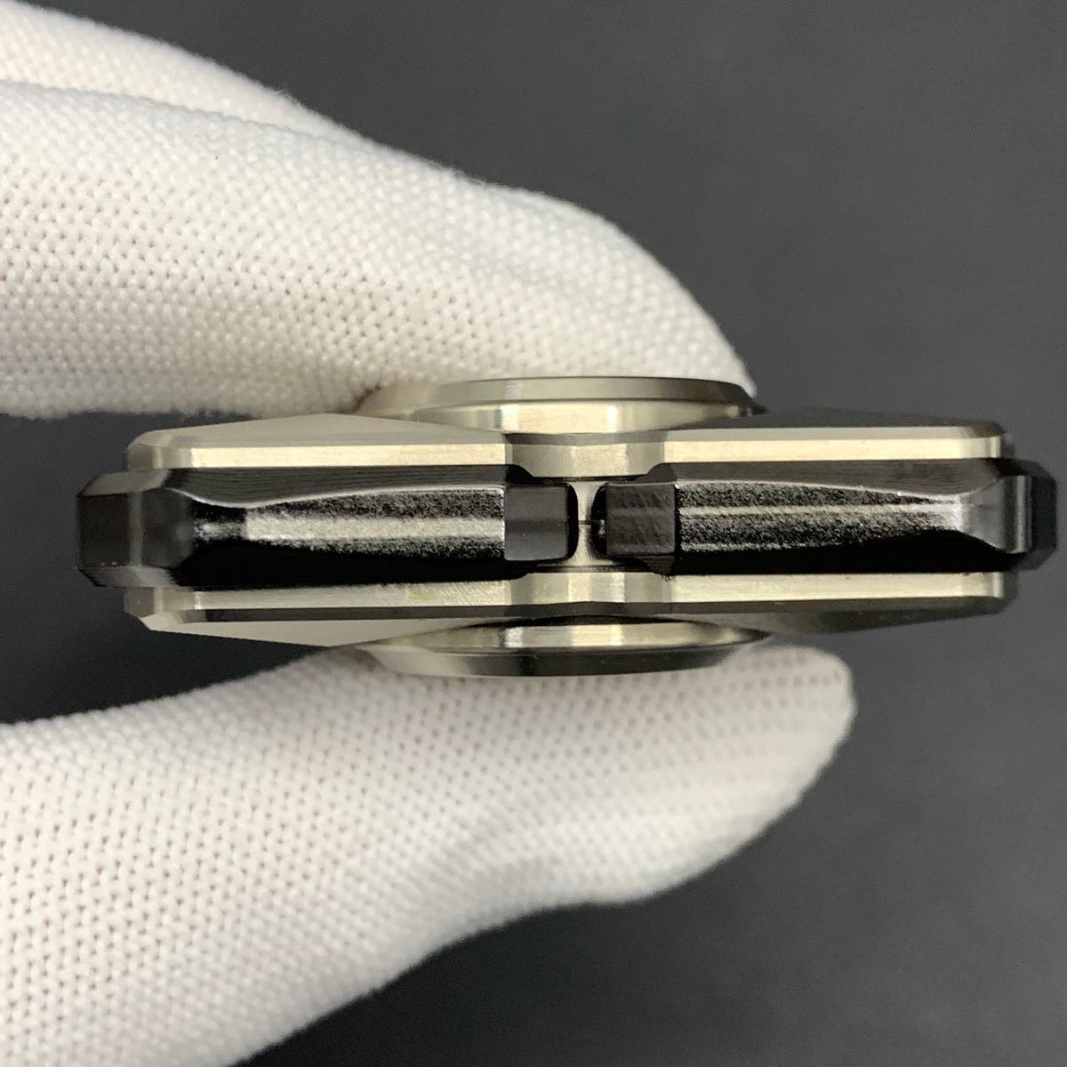 Qs Titanium