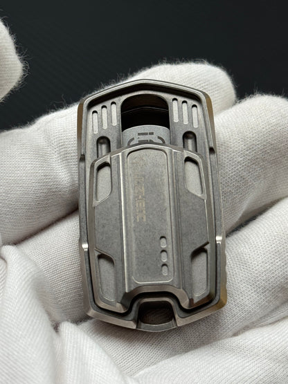 Thousand machines Titanium Stonewashed