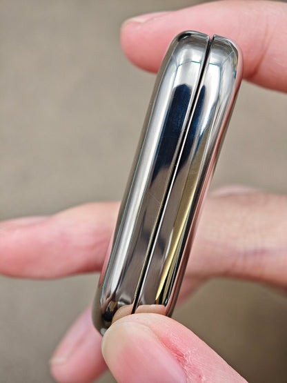 Floating Cloud Titanium Polished