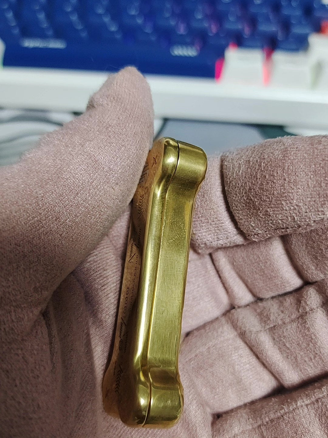 Thorn Light Steam Bone Brass Limited Edition