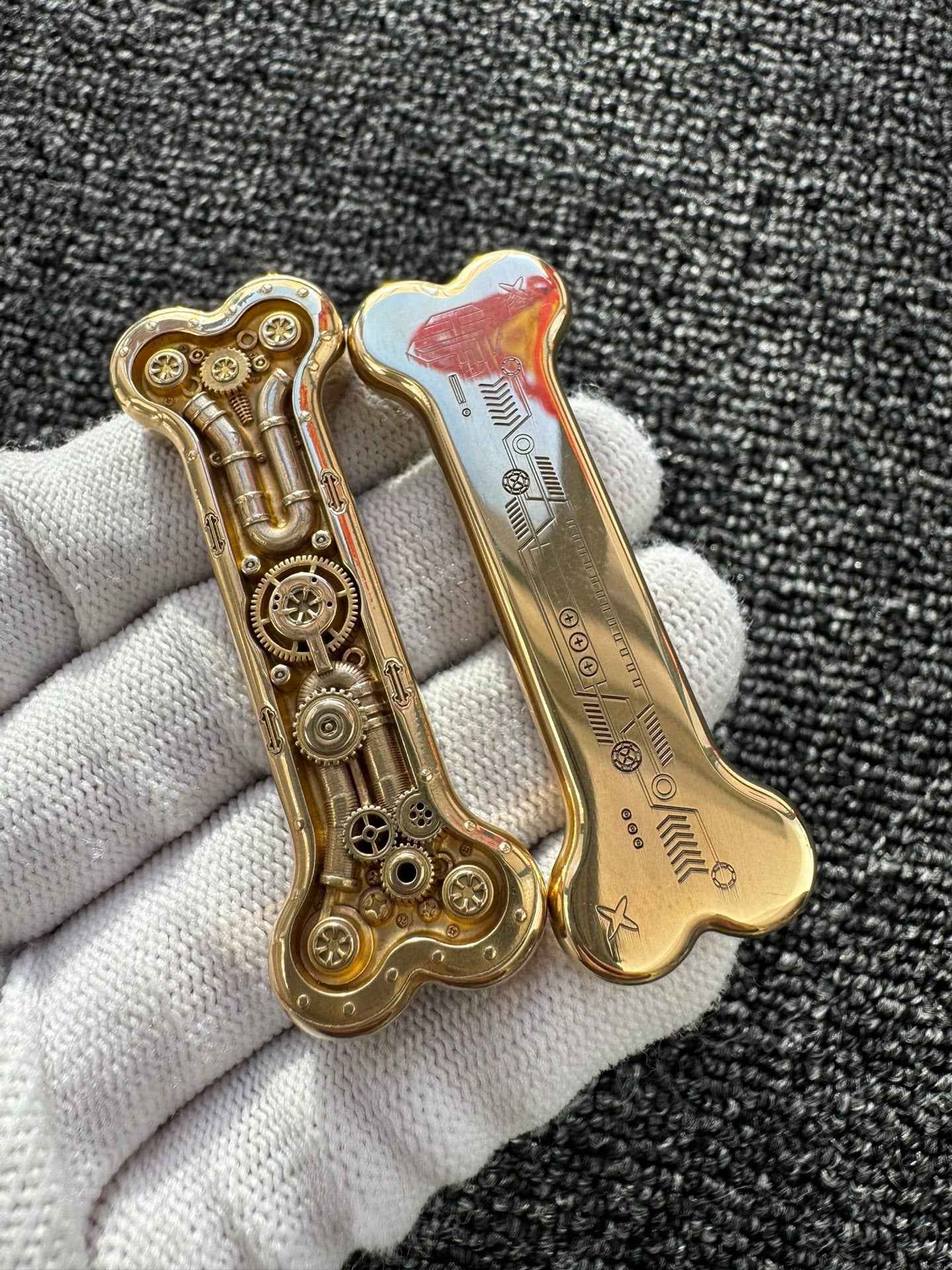 Thorn Light Steam Bone Brass