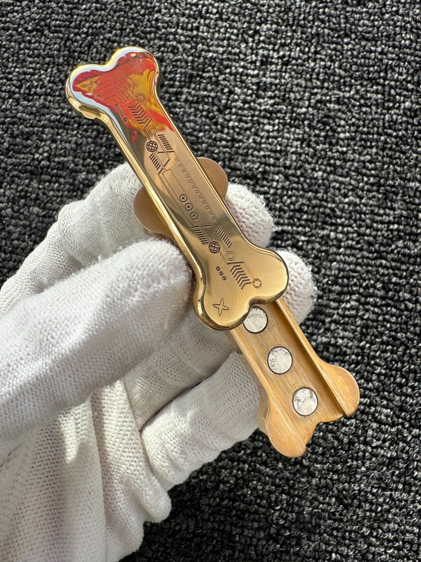 Thorn Light Steam Bone Brass