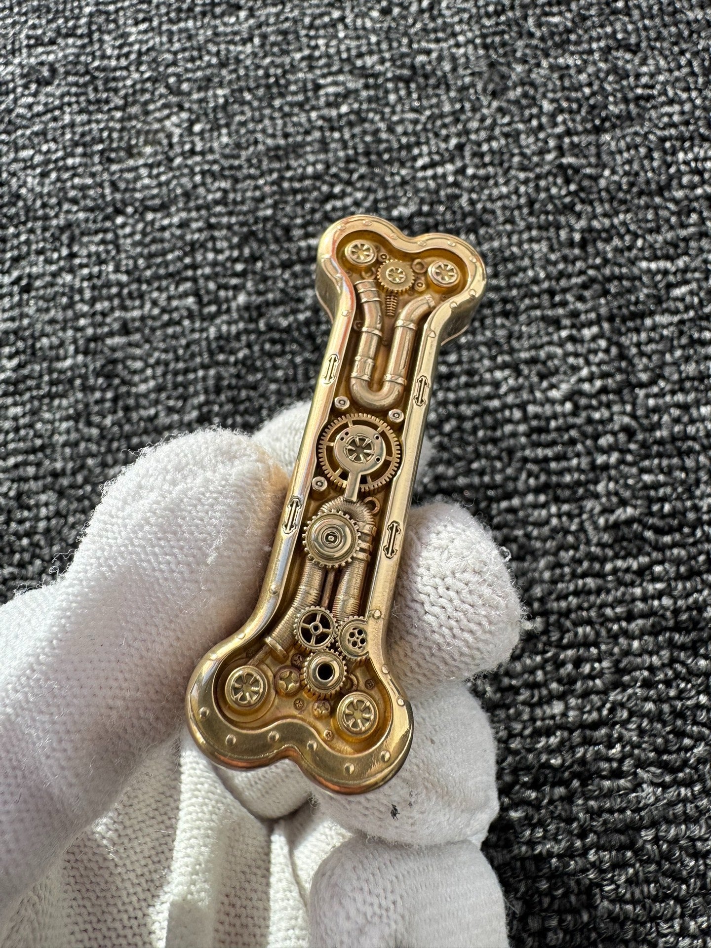Thorn Light Steam Bone Brass