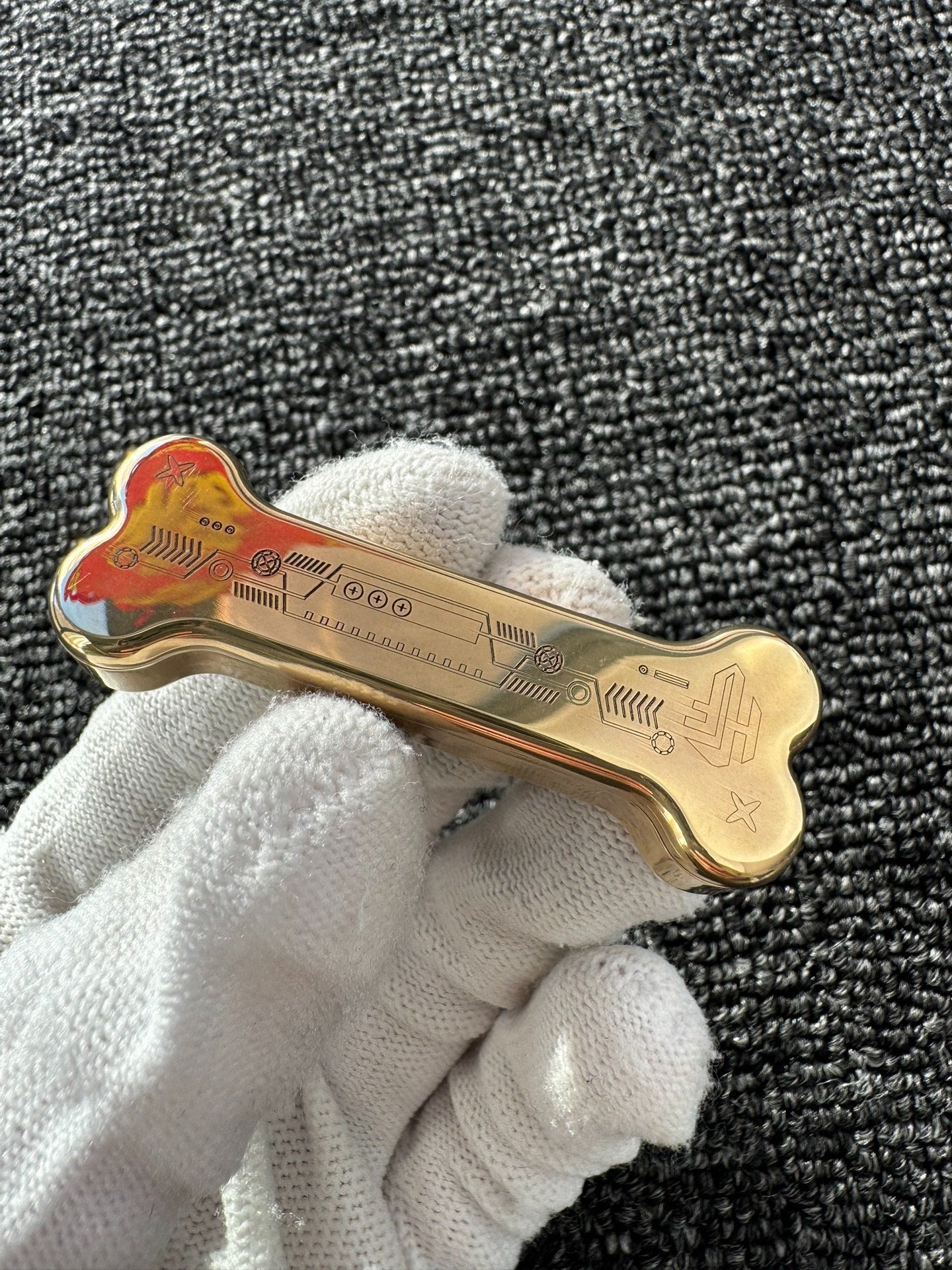 Thorn Light Steam Bone Brass