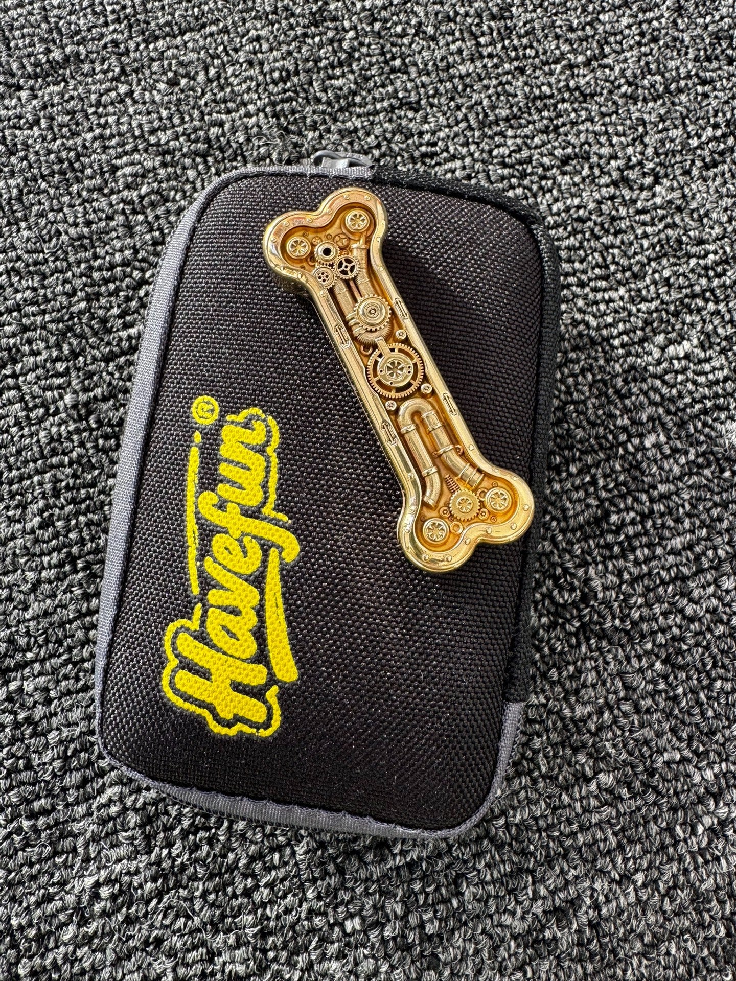 Thorn Light Steam Bone Brass
