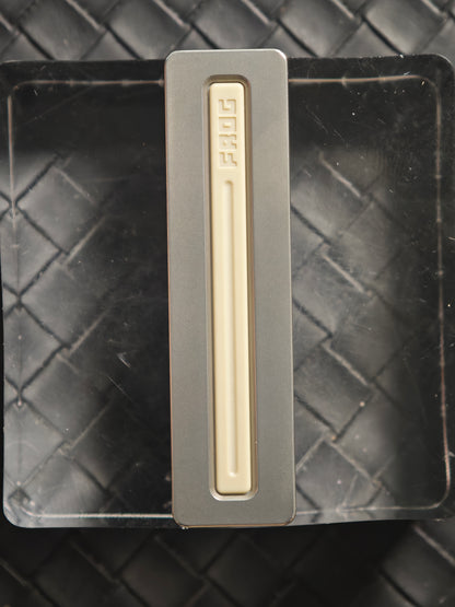 Frog Stainless Steel PEEK