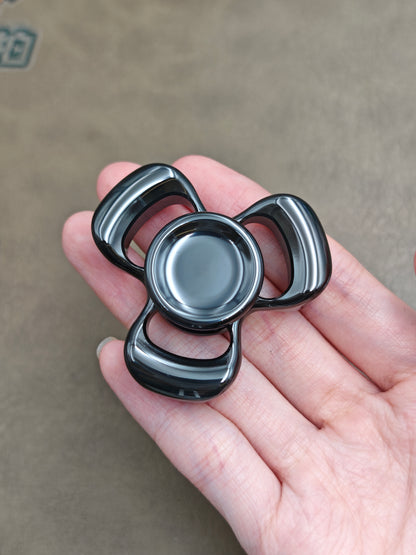 Three-Leaf Horizon Zirconium Polished
