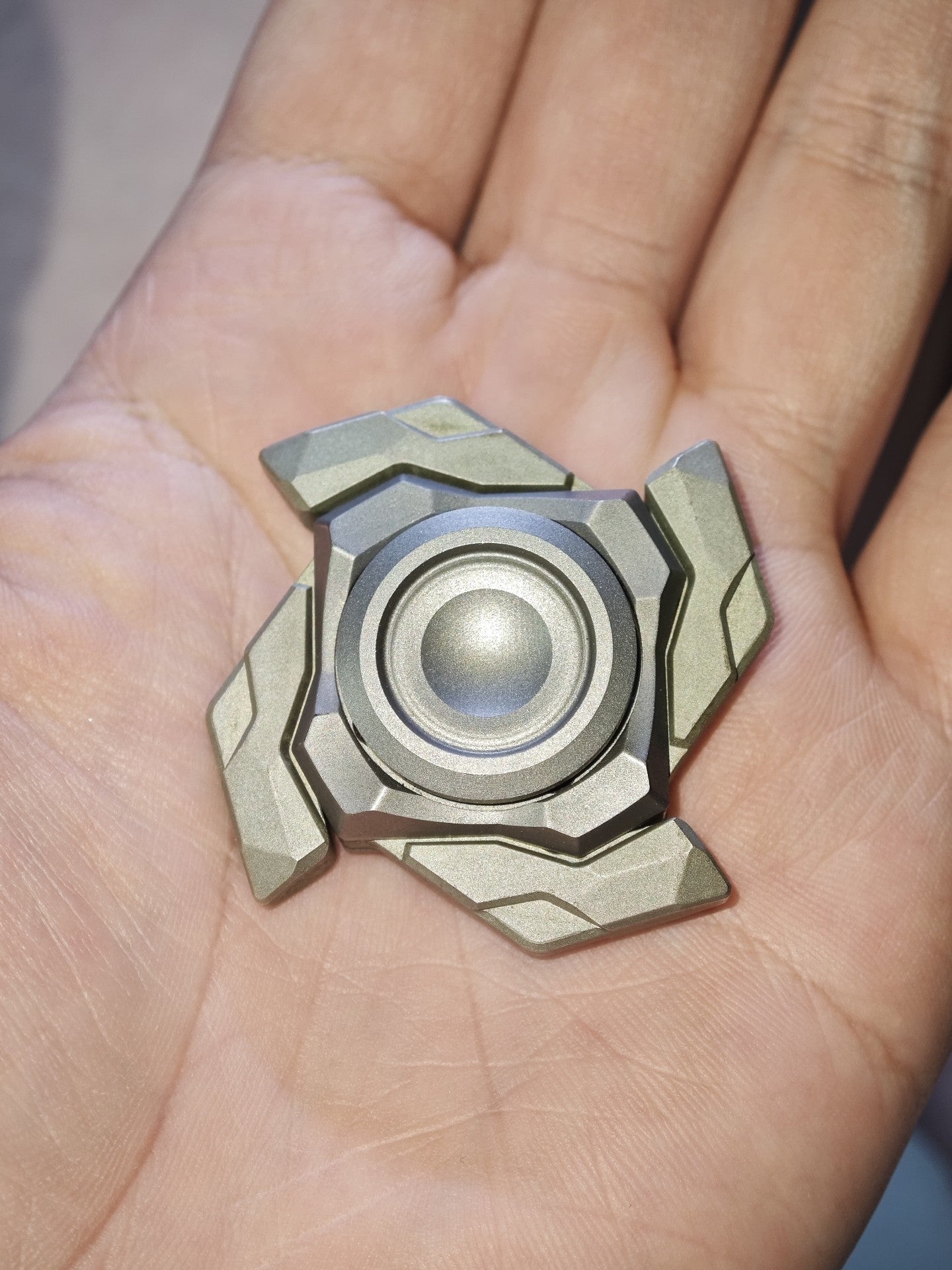 Haze Shell Opening Titanium Cupronickel