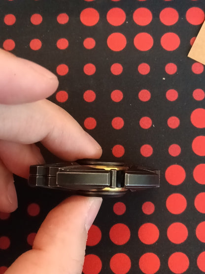 Dark Shell Opening Stainless Steel