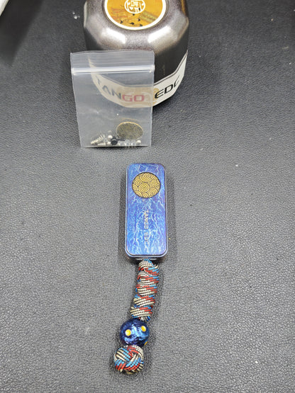Sugar Cube Titanium