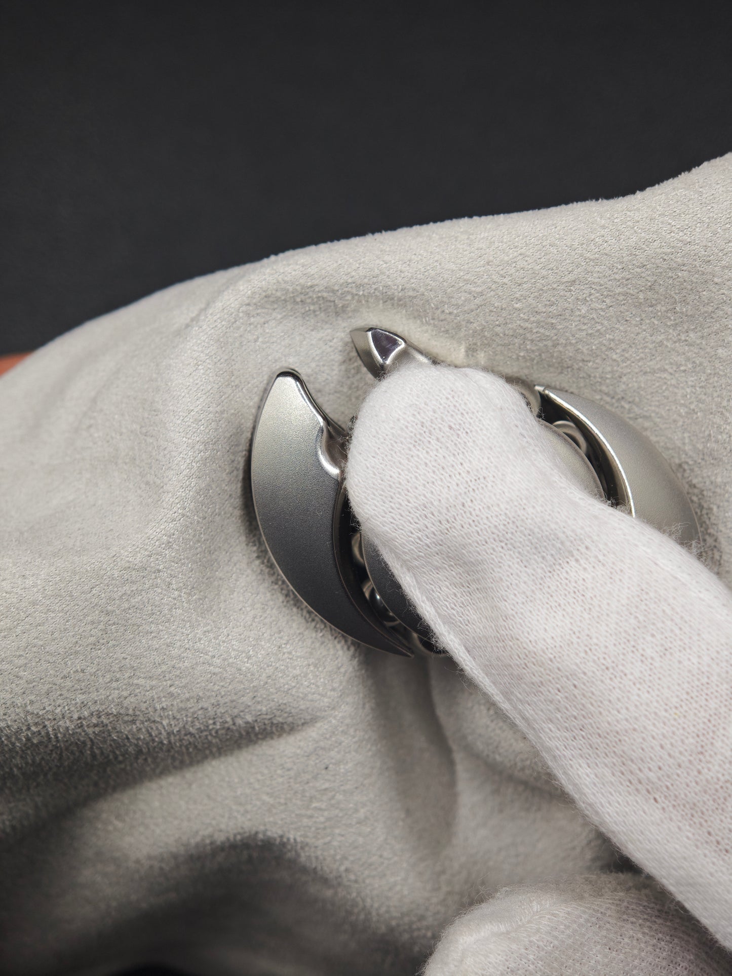 Sabertooth Stainless Steel