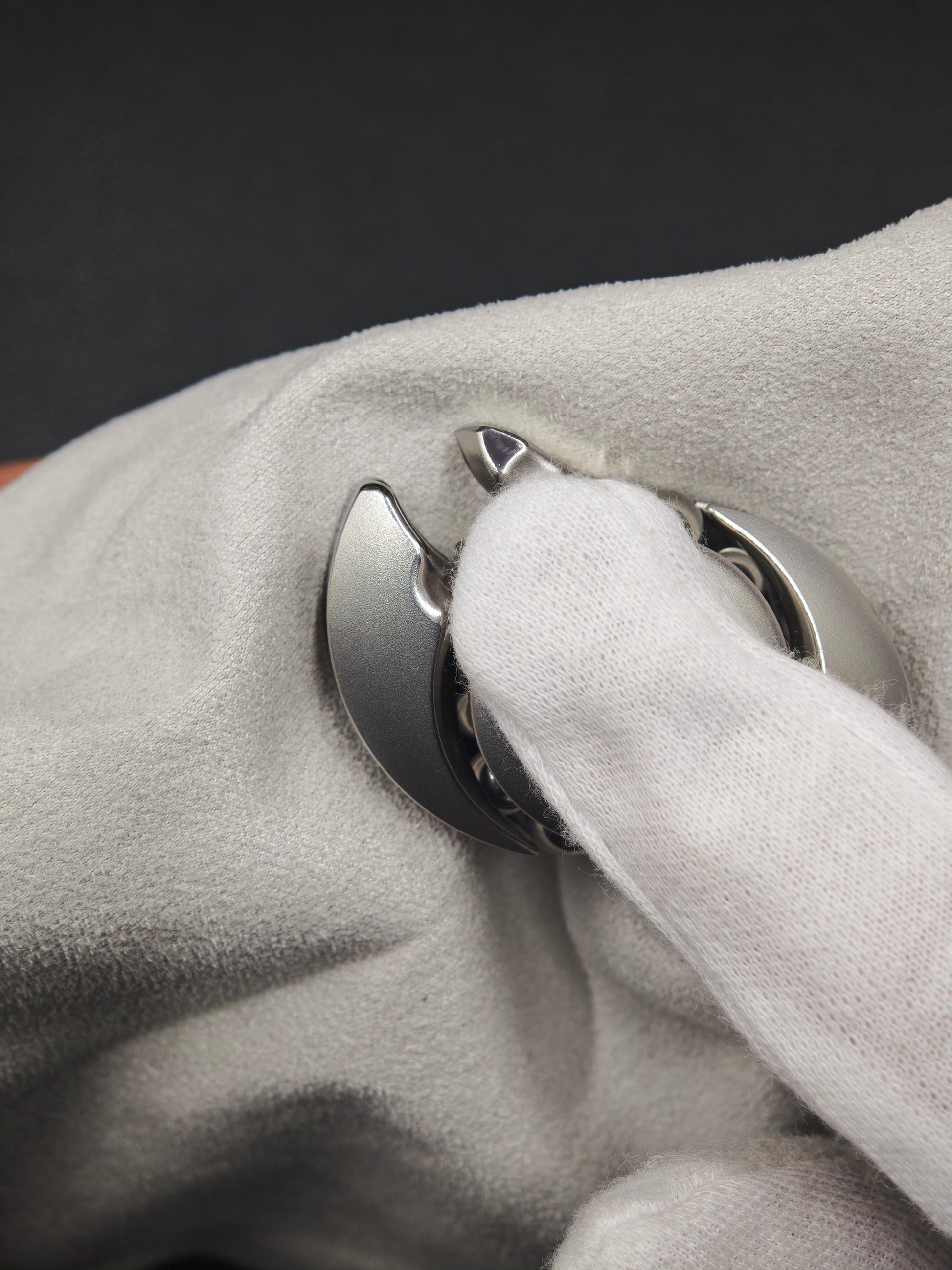 Sabertooth Stainless Steel