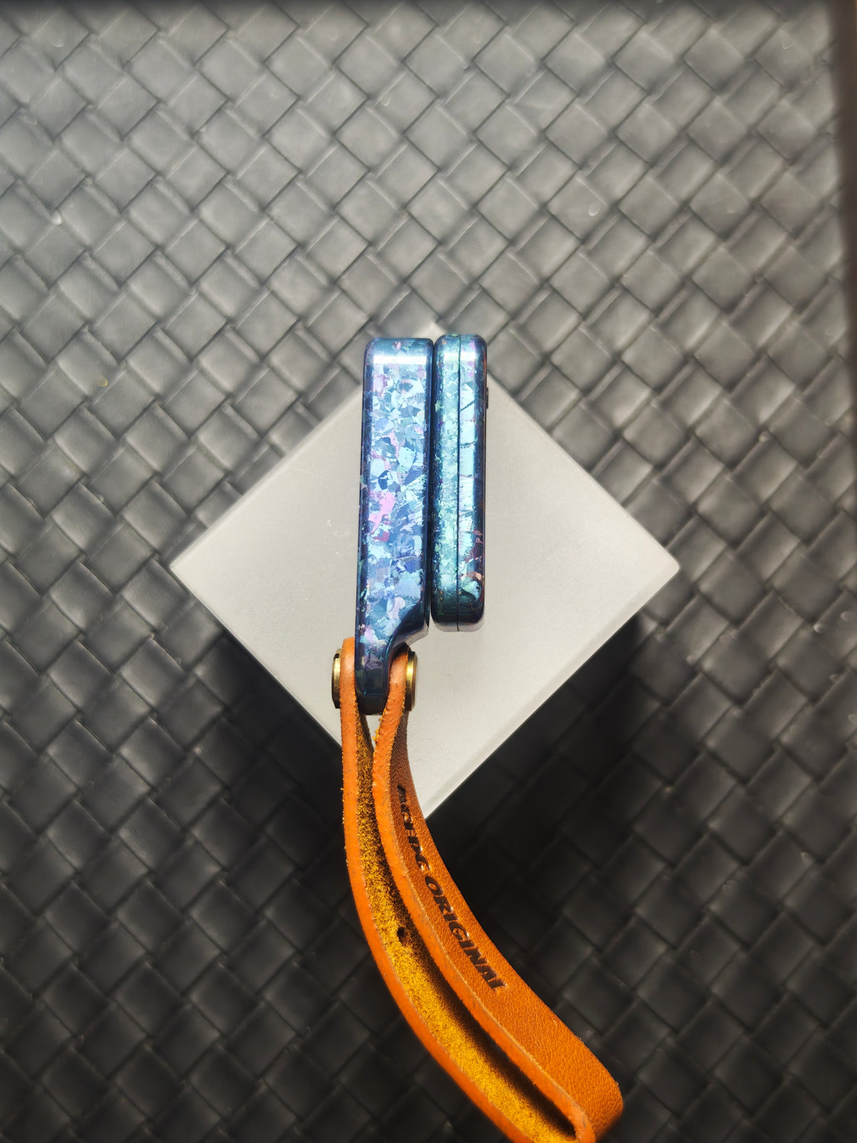 Fortune Cookie Crystallized Titanium