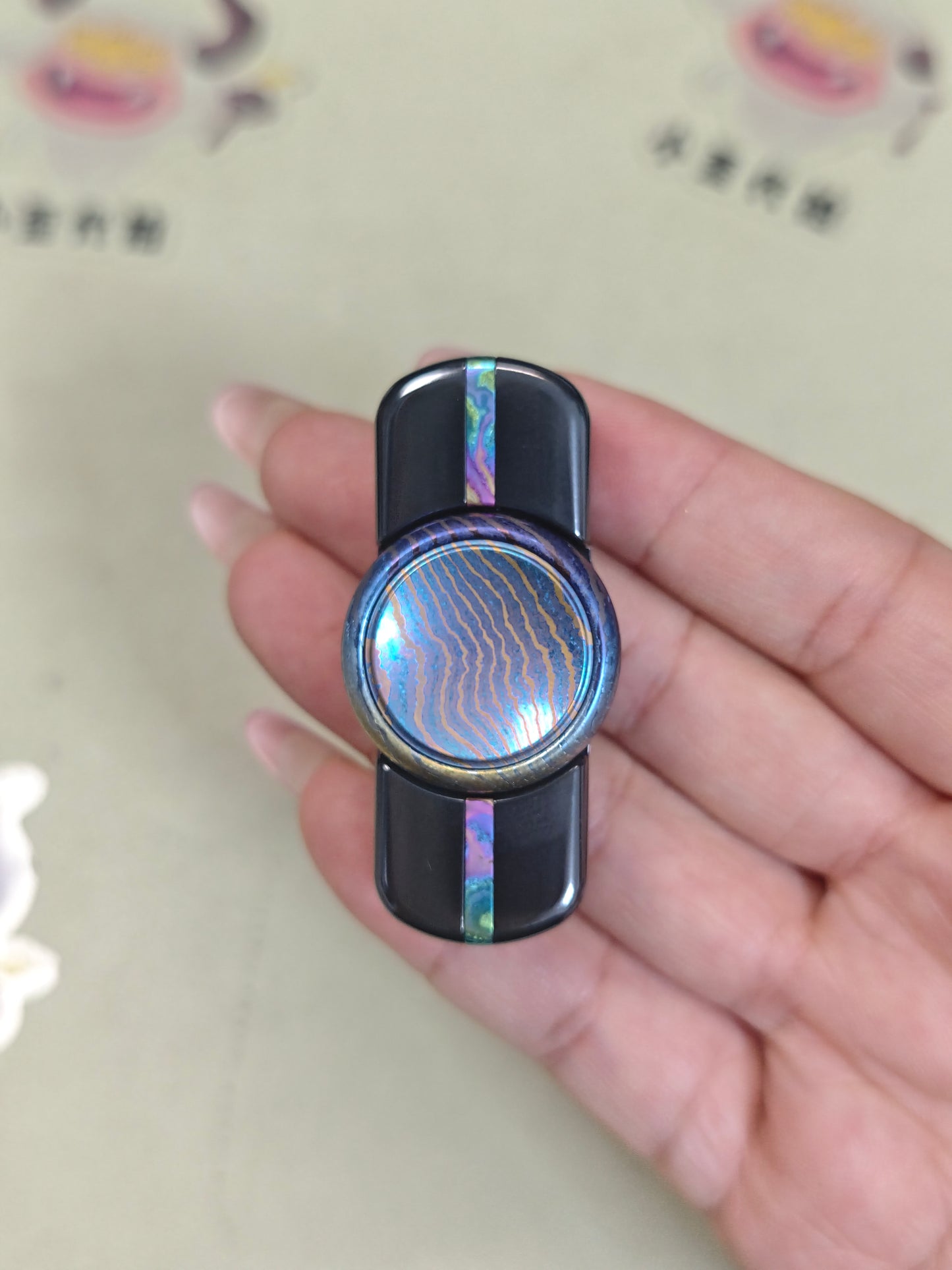 Floating Shadow Max Zircuti Zirconium