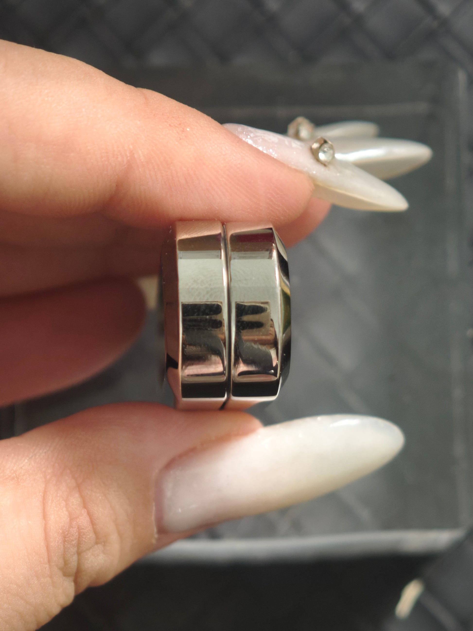 Lucky Draw Titanium Polished