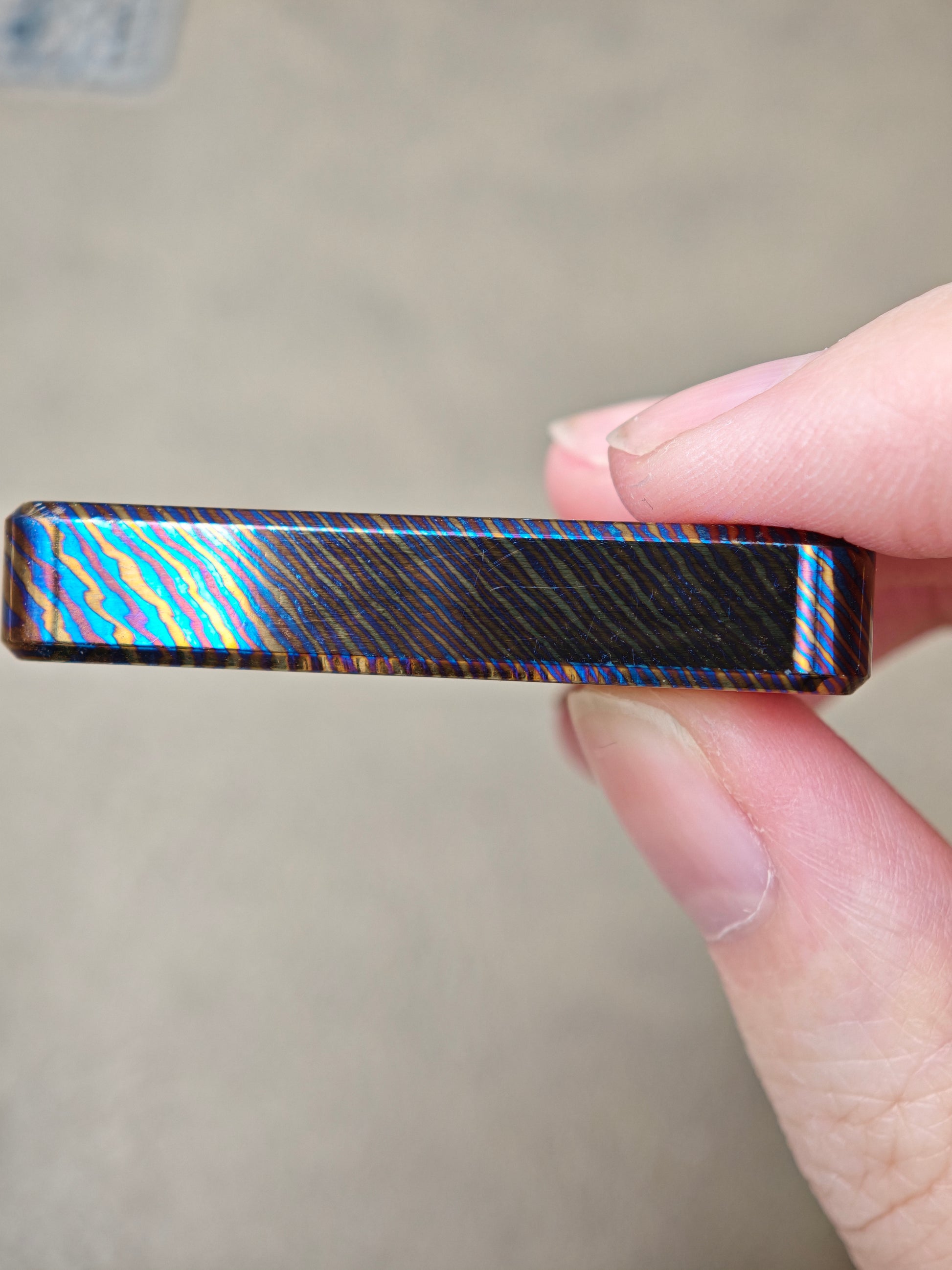 Little Triangle Titanium PEI Mokuti