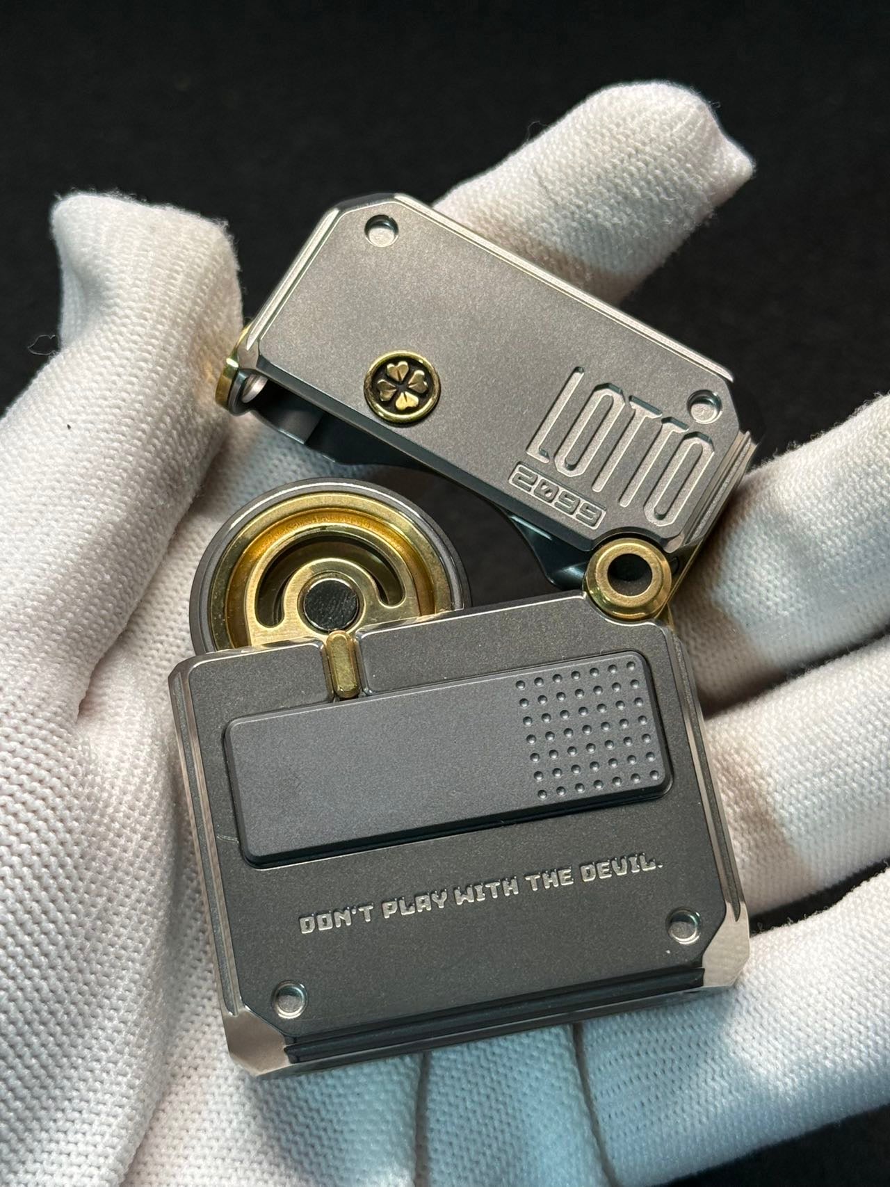 LOTTO Titanium Brass