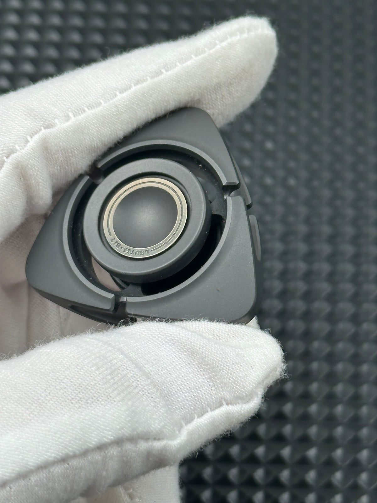 BIT 04 Zirconium