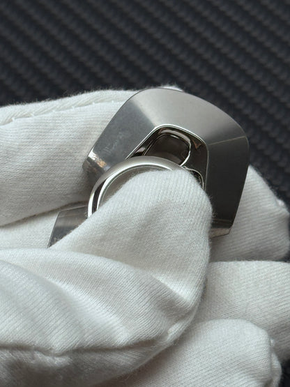 Lentic Titanium