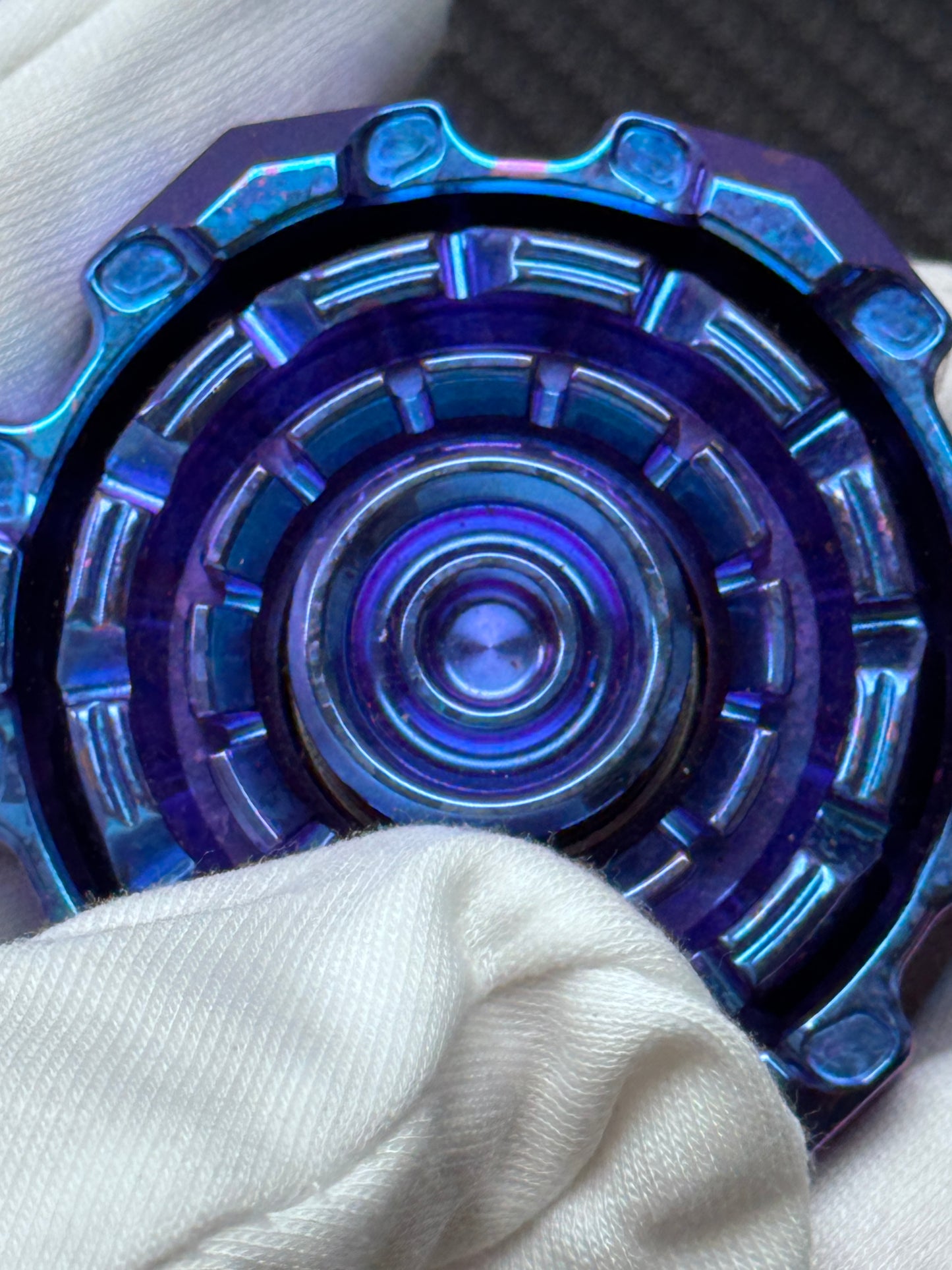 Engine Max Crystallized Titanium