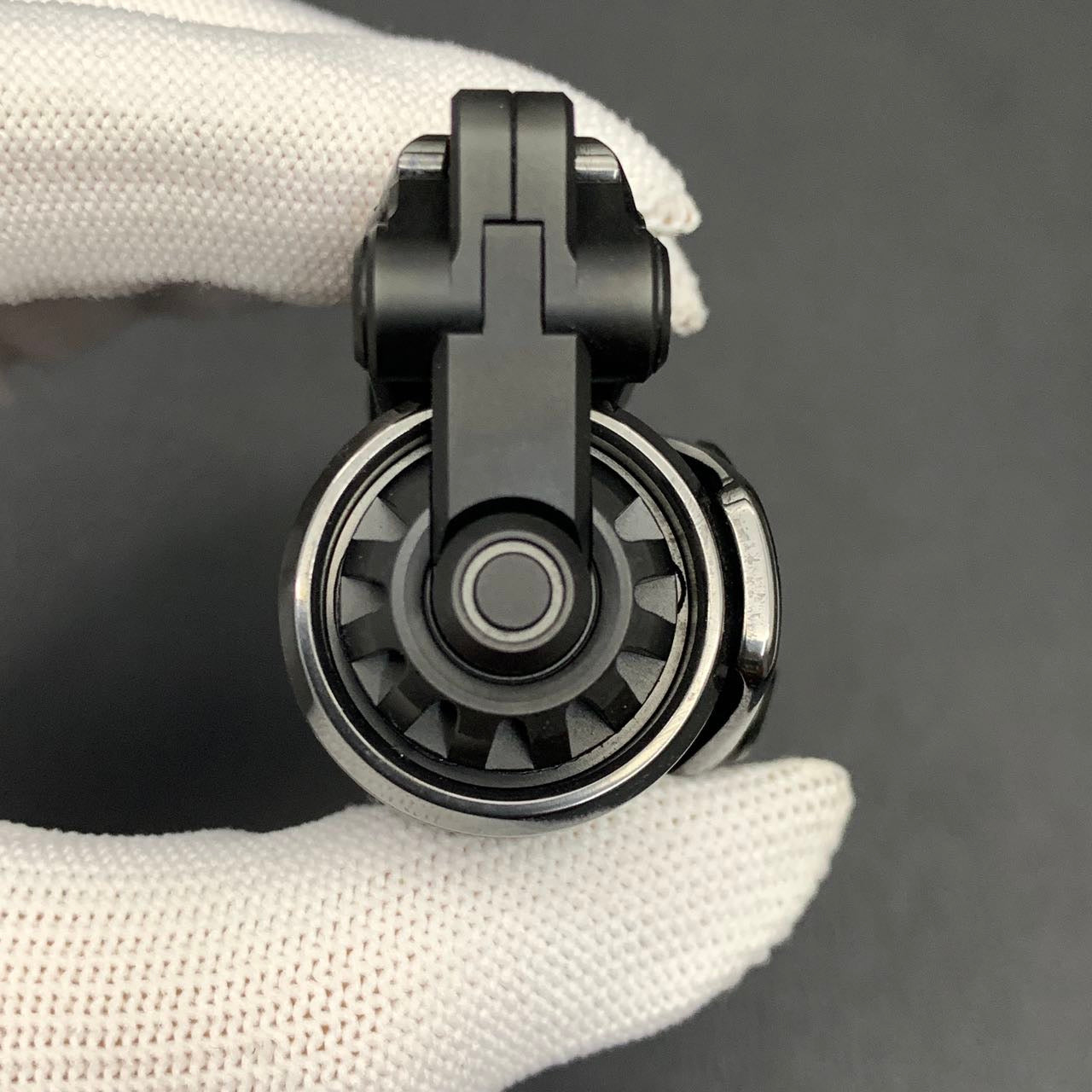 Sinian Zirconium