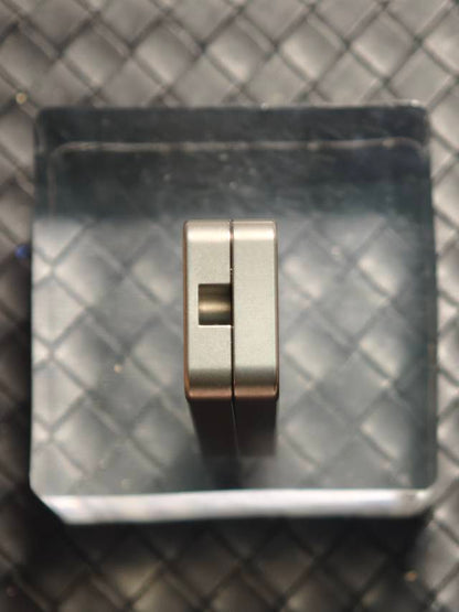 Mini Brick Titanium