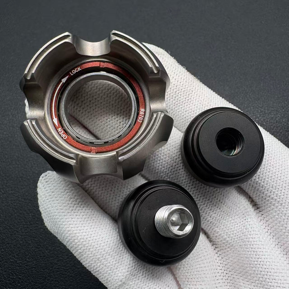 Noiz Titanium