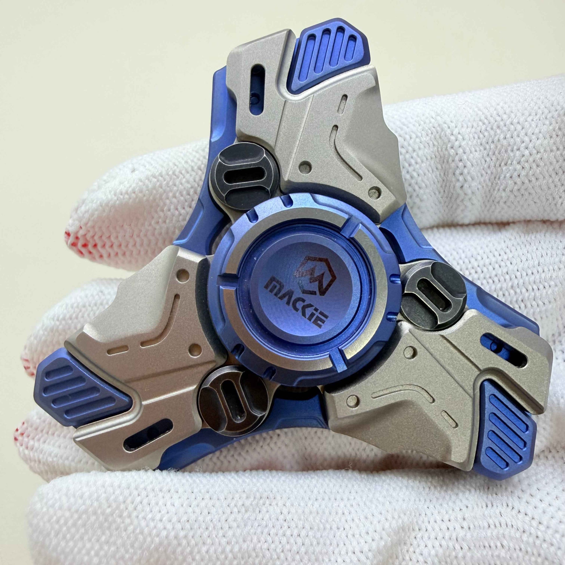 MACKIE RX-03 Titanium